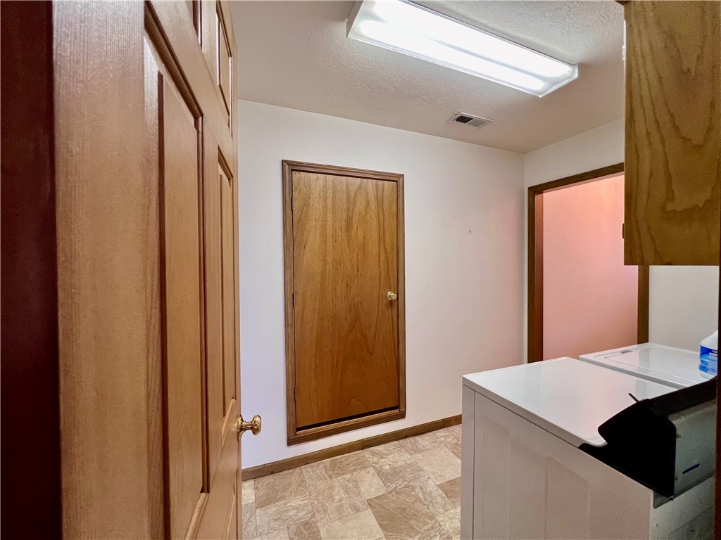 Unit 5 Holiday Island - Residential