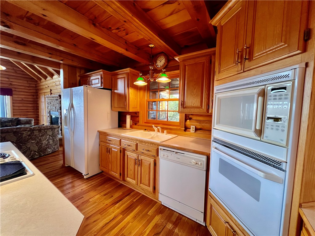 Unit 5 Holiday Island - Residential