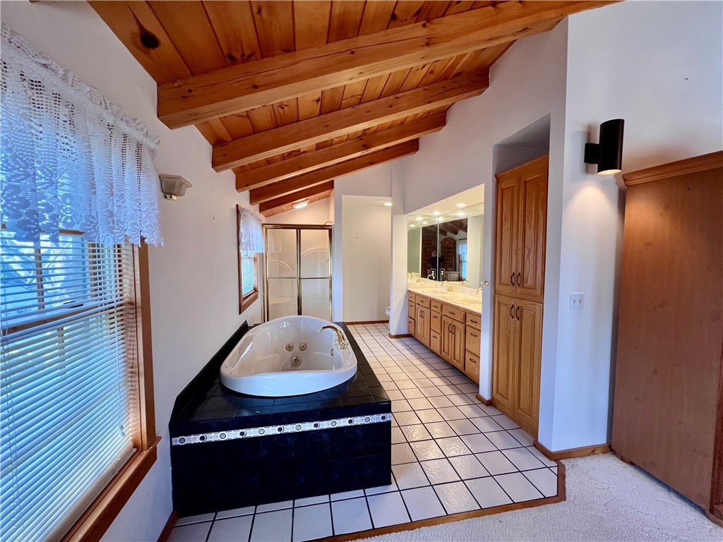 Unit 5 Holiday Island - Residential
