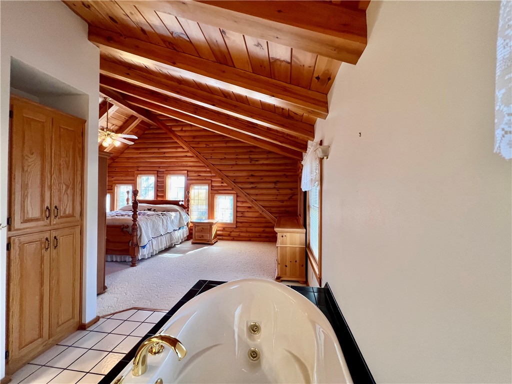 Unit 5 Holiday Island - Residential