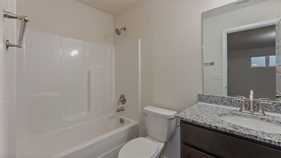 Lakewood Crossing - Residential