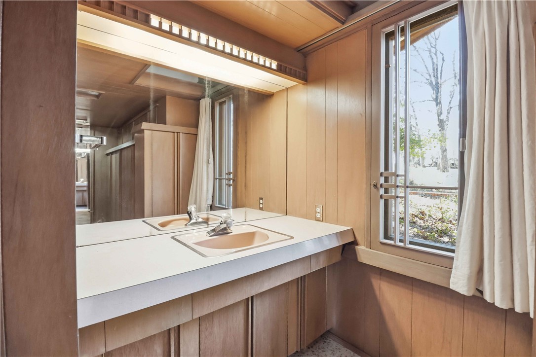 South Hampton Add - Residential Lease