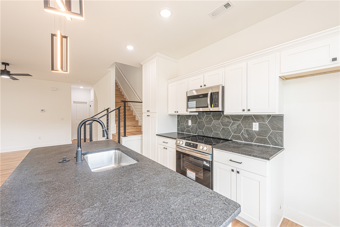 Southern Woods - Residential