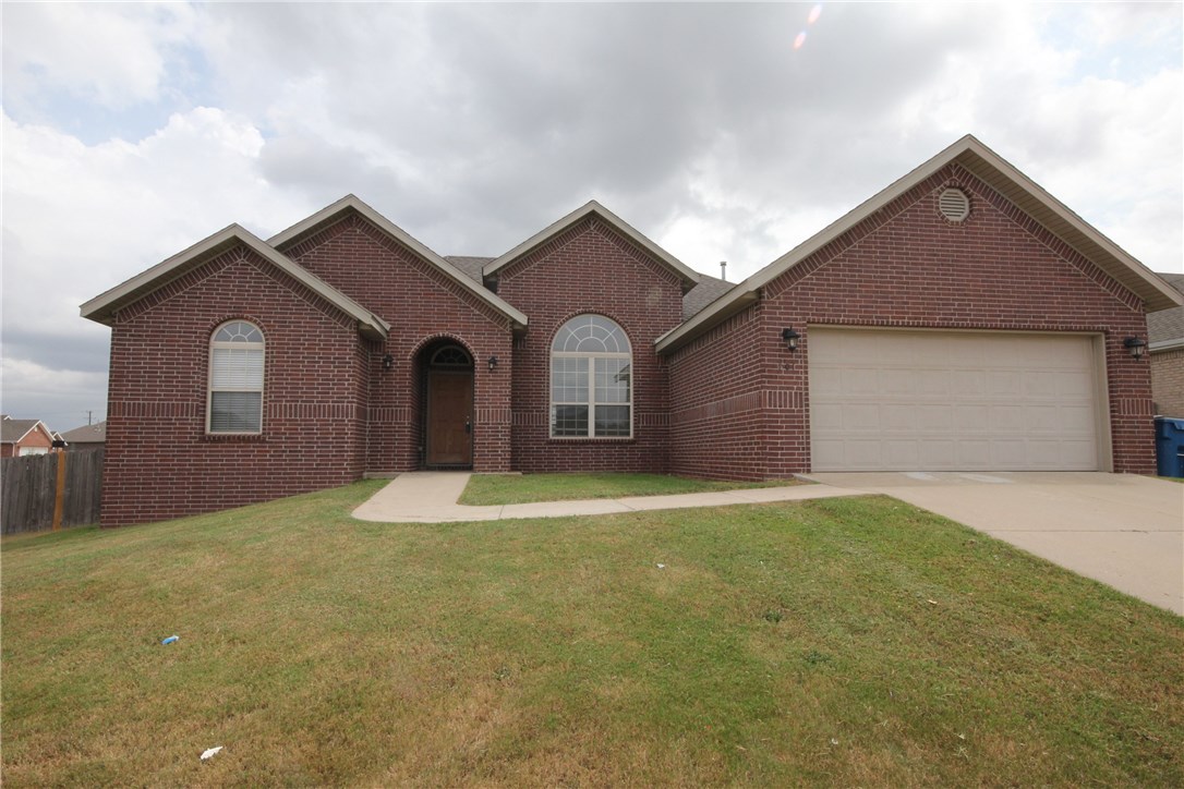 New to market! Great investment property! New flooring throughout. New paint throughout. Huge backyard on a corner lot. 3 Bedroom, 2 Bath, Open plan in Bentonville Schools.