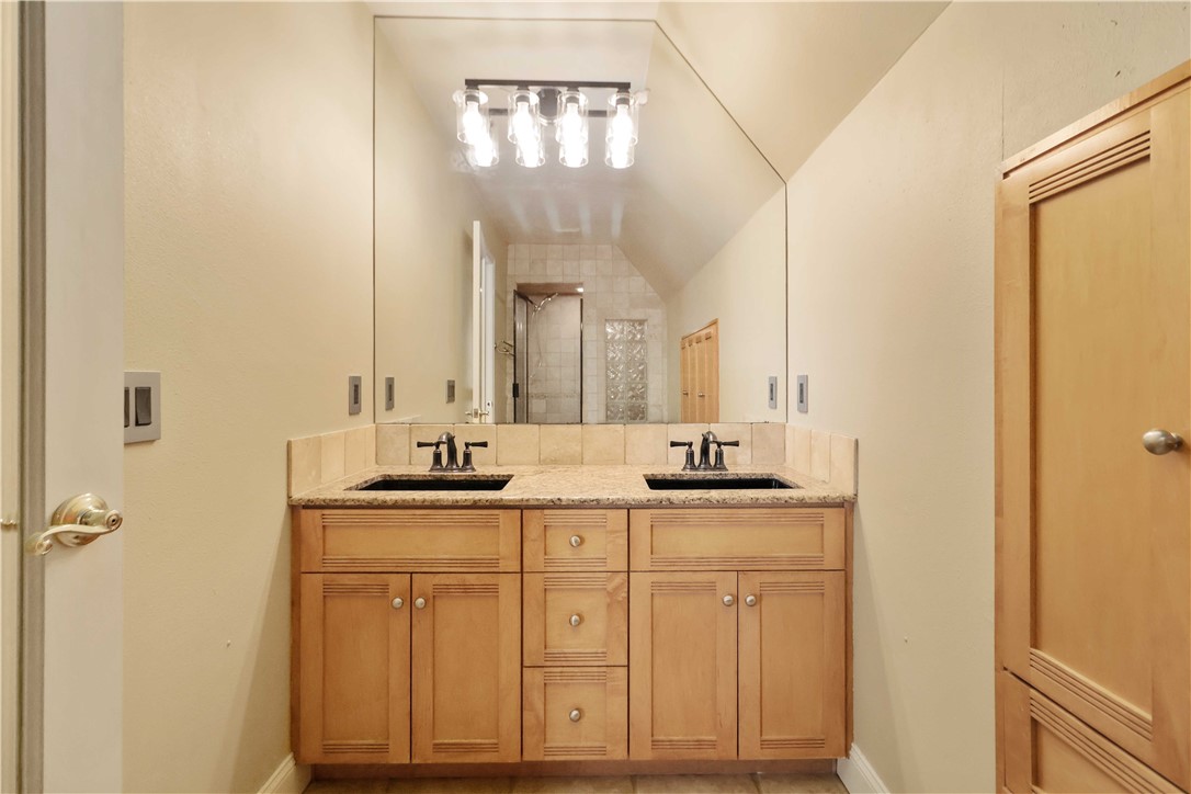 Chauteau Terrace - Residential