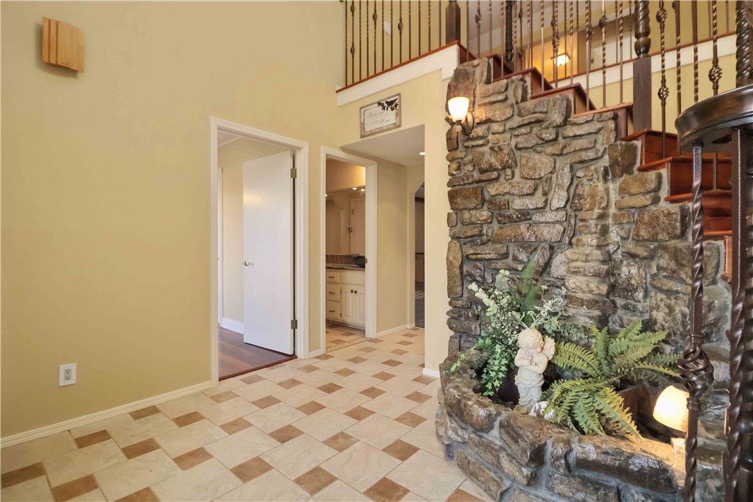 Chauteau Terrace - Residential