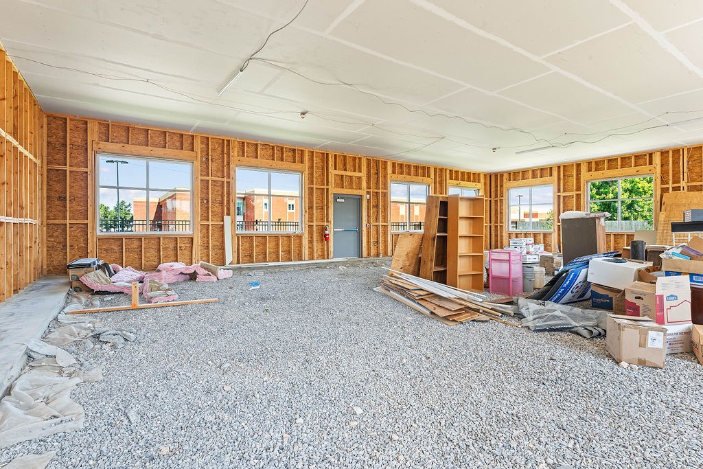 Walnut Valley Sub Bentonville - Commercial Lease