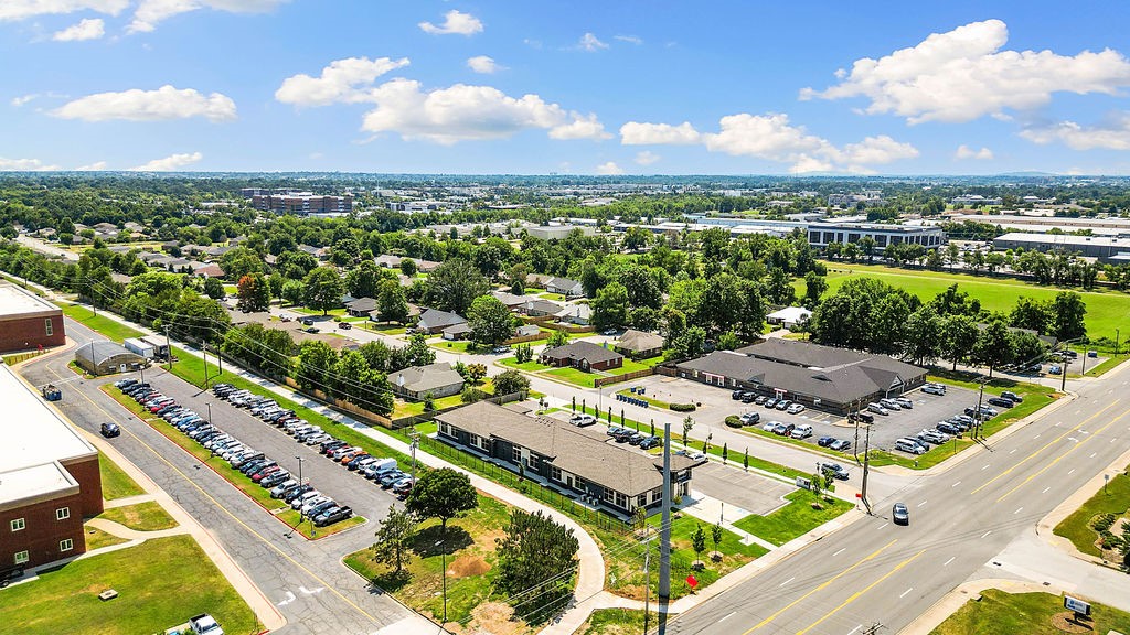 Walnut Valley Sub Bentonville - Commercial Lease