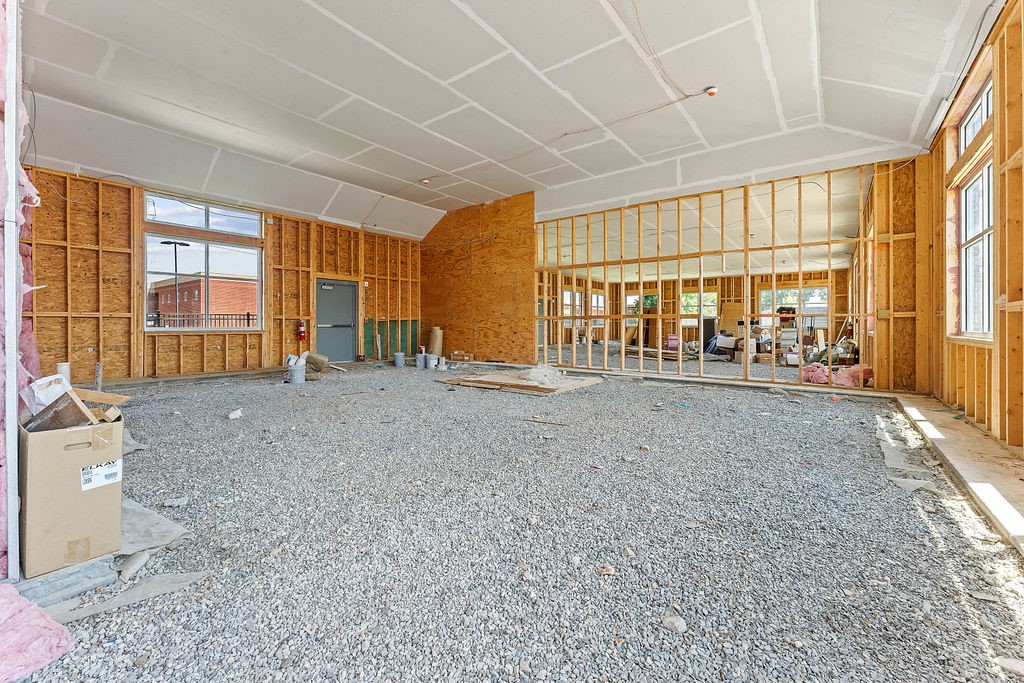 Walnut Valley Sub Bentonville - Commercial Lease