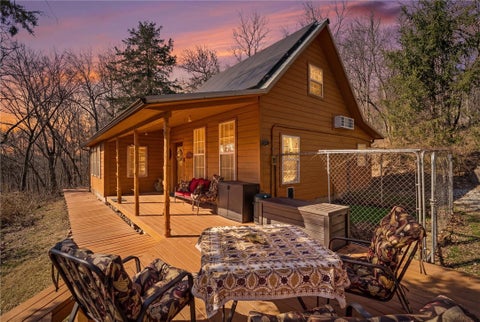 Photo of 340 McNatt Road, Neosho, MO 64850 (MLS # 1365573)
