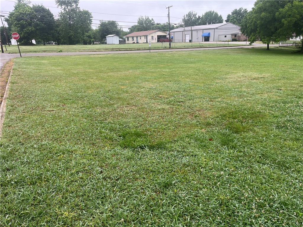 04-19-23 GREEN FOREST OUTLOTS - Land
