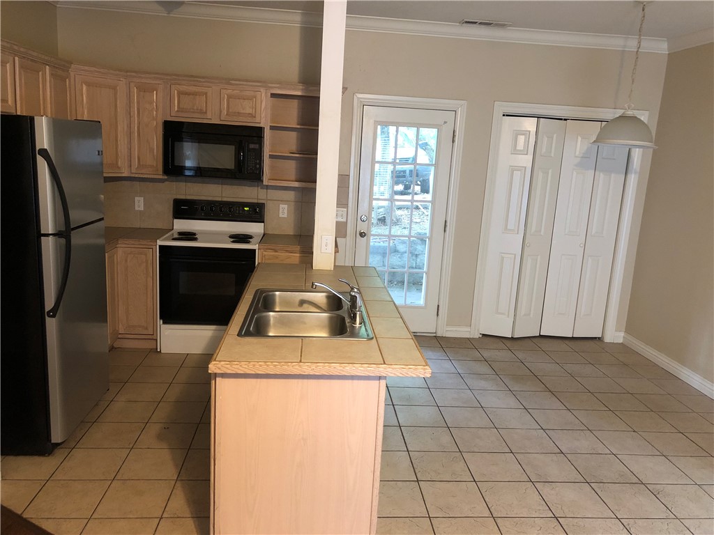 KLYCES S/D - Residential Lease