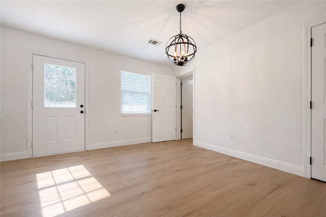 SOMERSETT - Residential