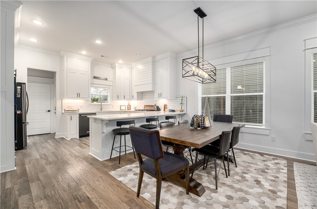 W A Burks Add Bentonville - Residential