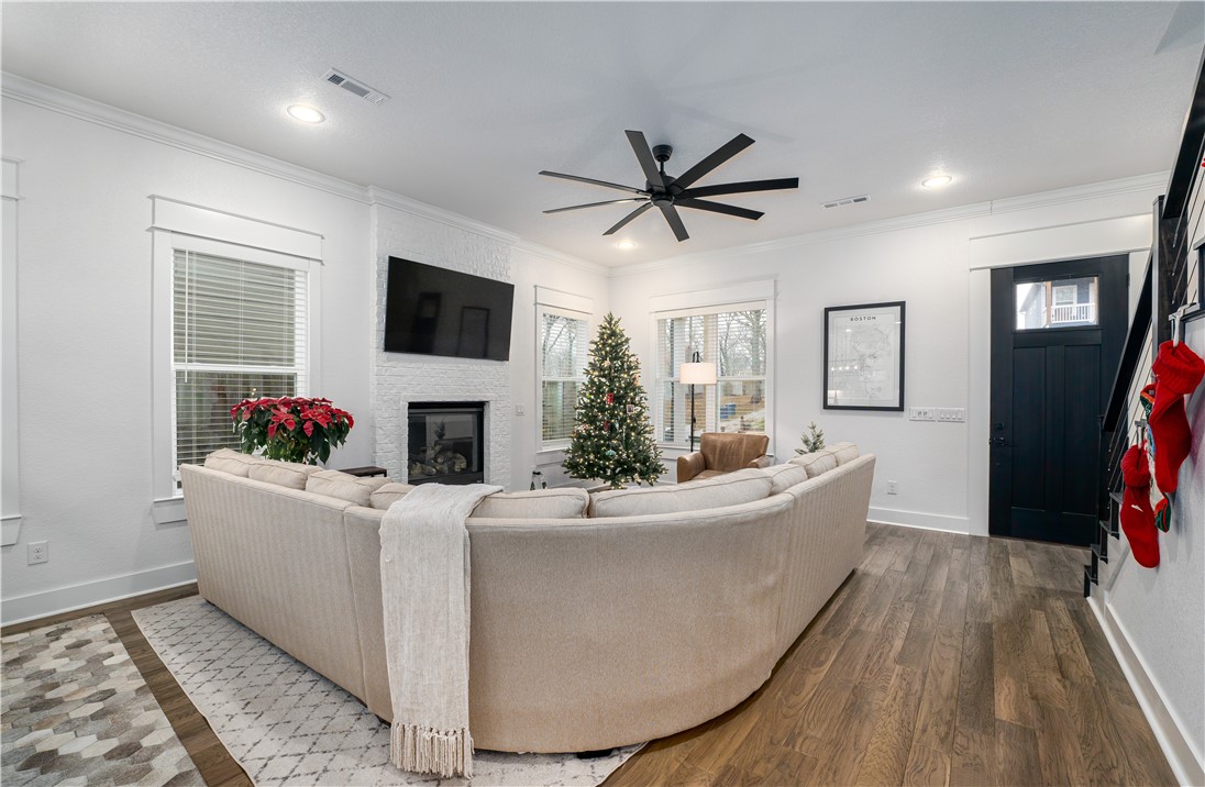 W A Burks Add Bentonville - Residential