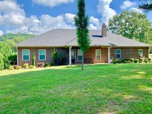 ENERGY EFFICIENT CUSTOM BUILT HOME WITH A VIEW!! Foam insulated walls, heat pump, 3Bd/3.5Bth on 5 Acres w/built-in safe room. It's less than a mile to Lake Ludwig in the secluded Hidden Valley Subdivision. Close to National Forest. You'll love the special touches that went into the custom kitchen! Quartz stone counter tops, custom cabinets throughout home, There is an additional room added into the garage that could be an office or extra bedroom. Additional acreage is available.