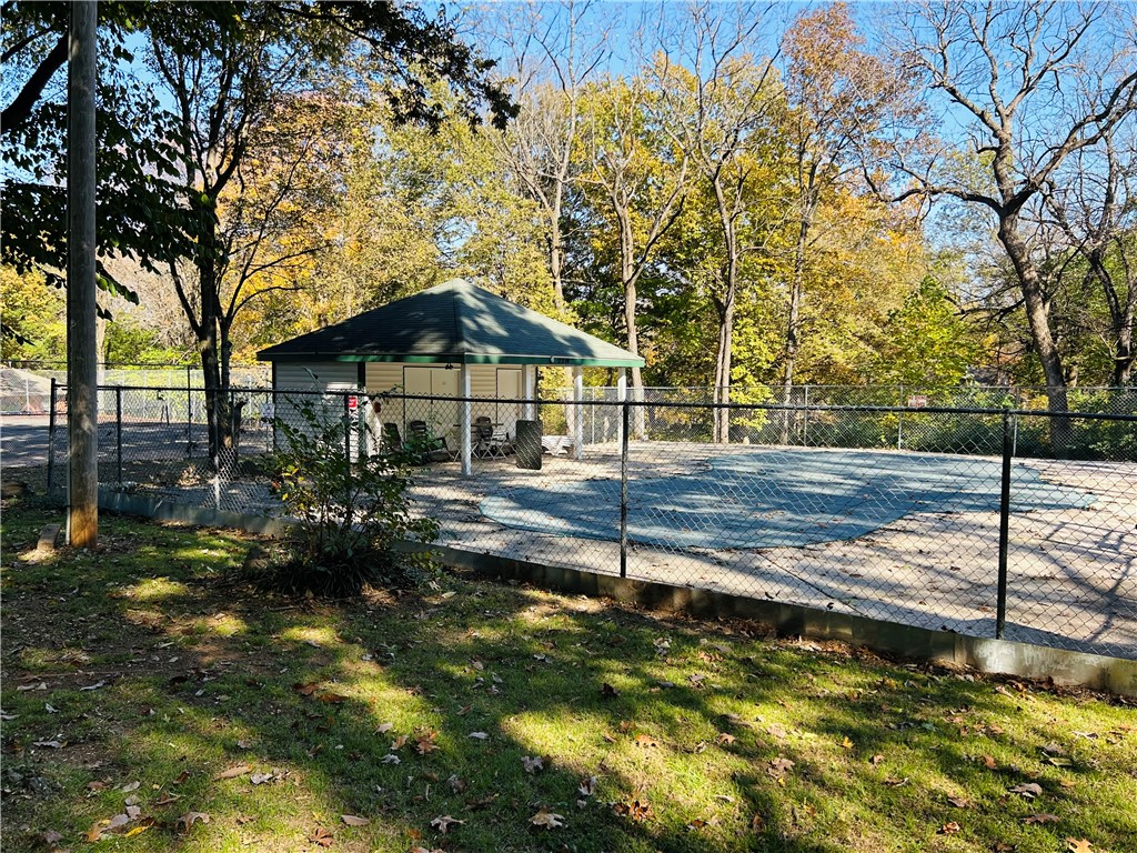 Royal Oaks Estates - Residential