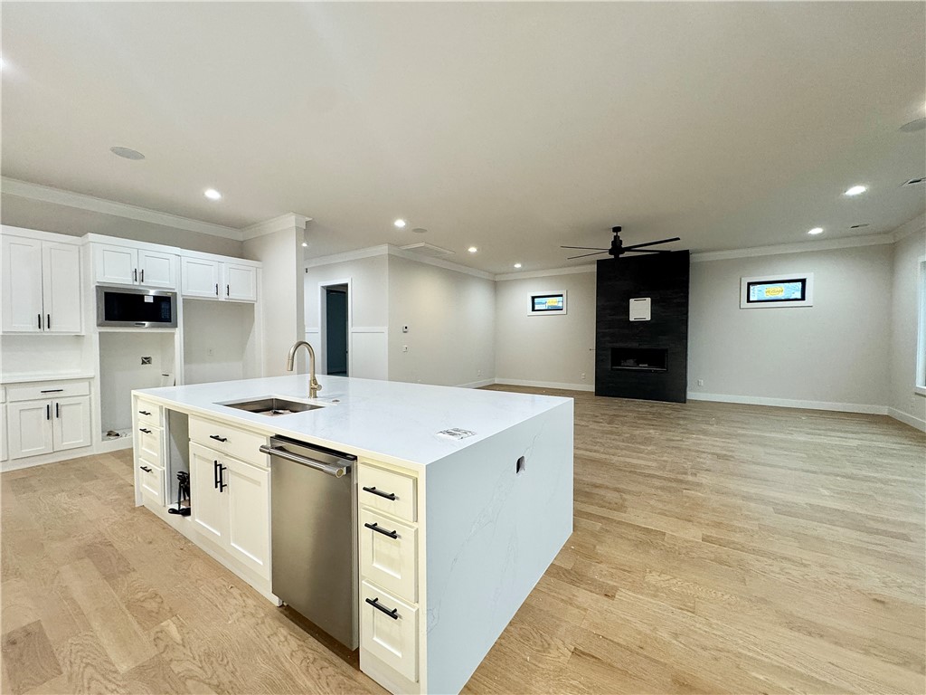 Aurora Heartbeat - Residential