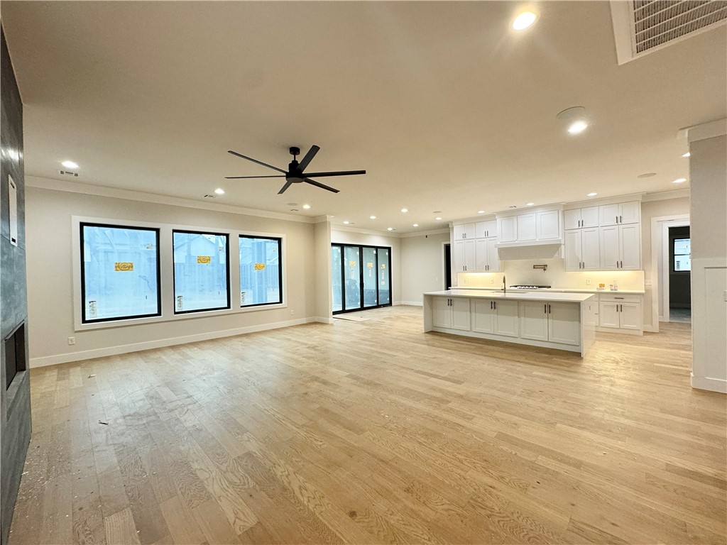 Aurora Heartbeat - Residential