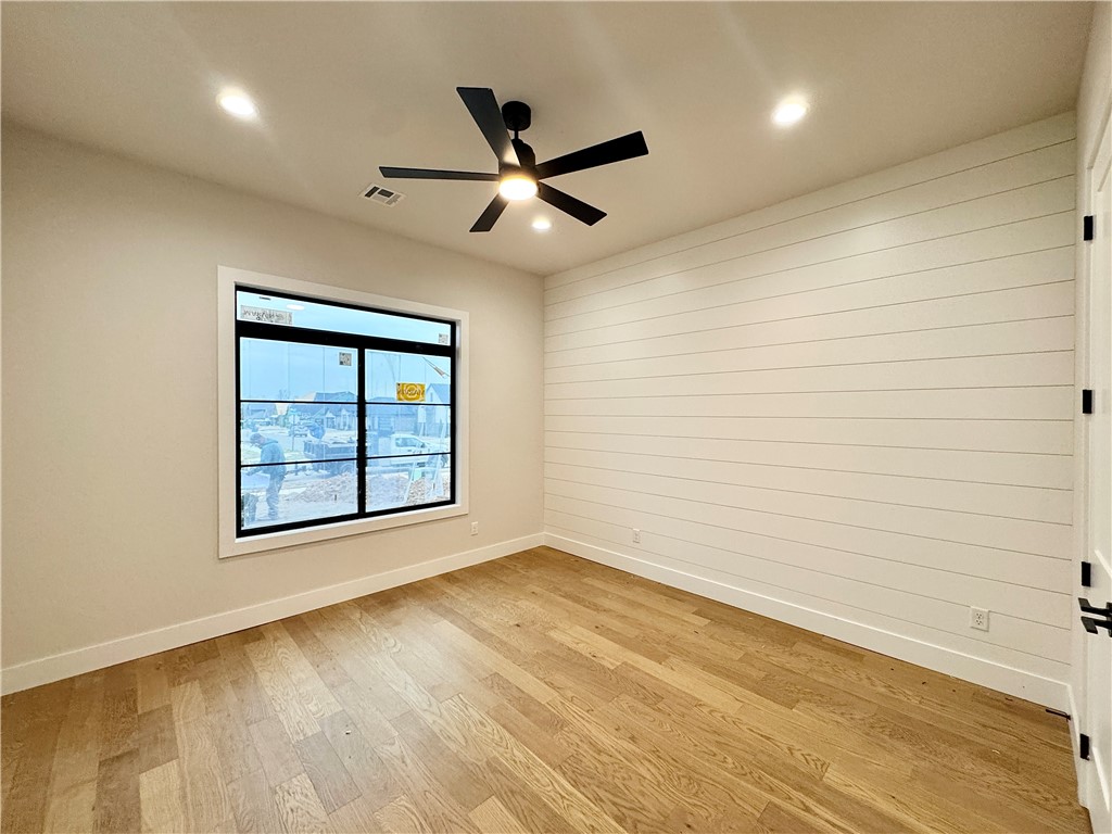 Aurora Heartbeat - Residential