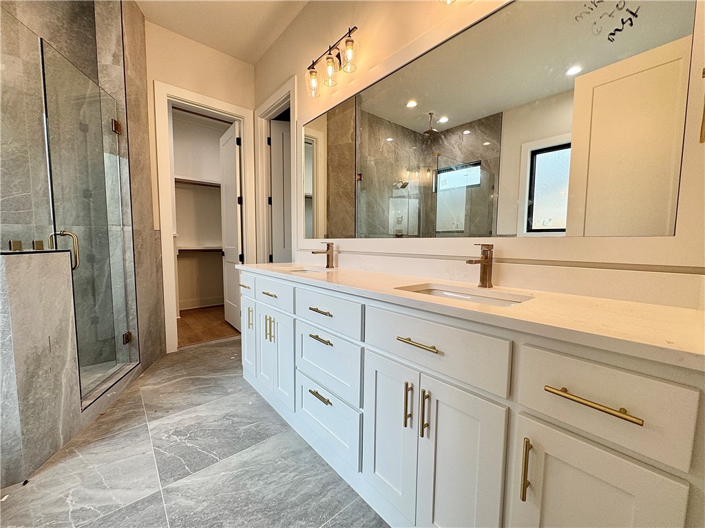 Aurora Heartbeat - Residential