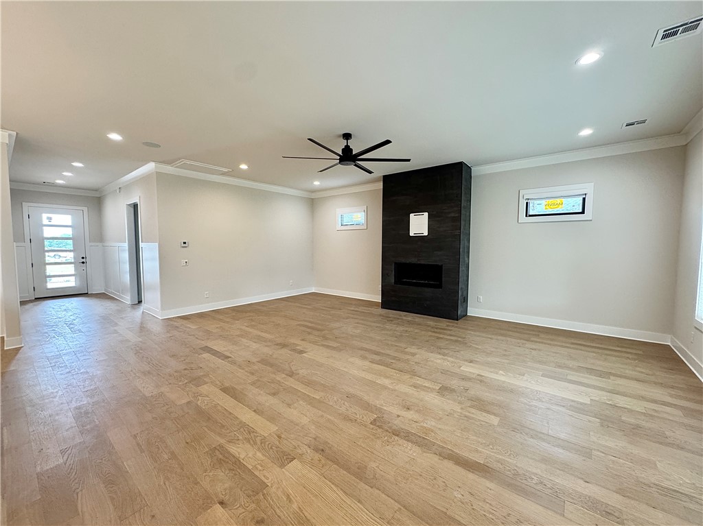 Aurora Heartbeat - Residential
