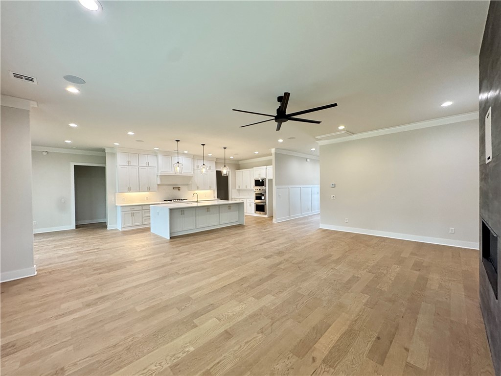 Aurora Heartbeat - Residential