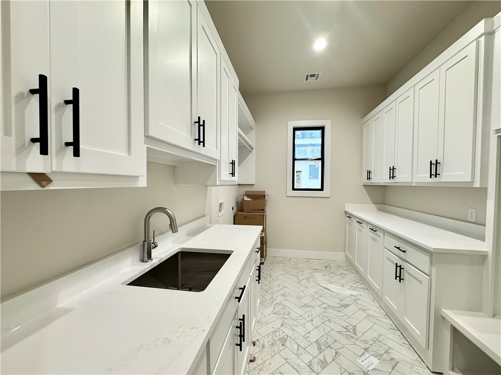 Aurora Heartbeat - Residential