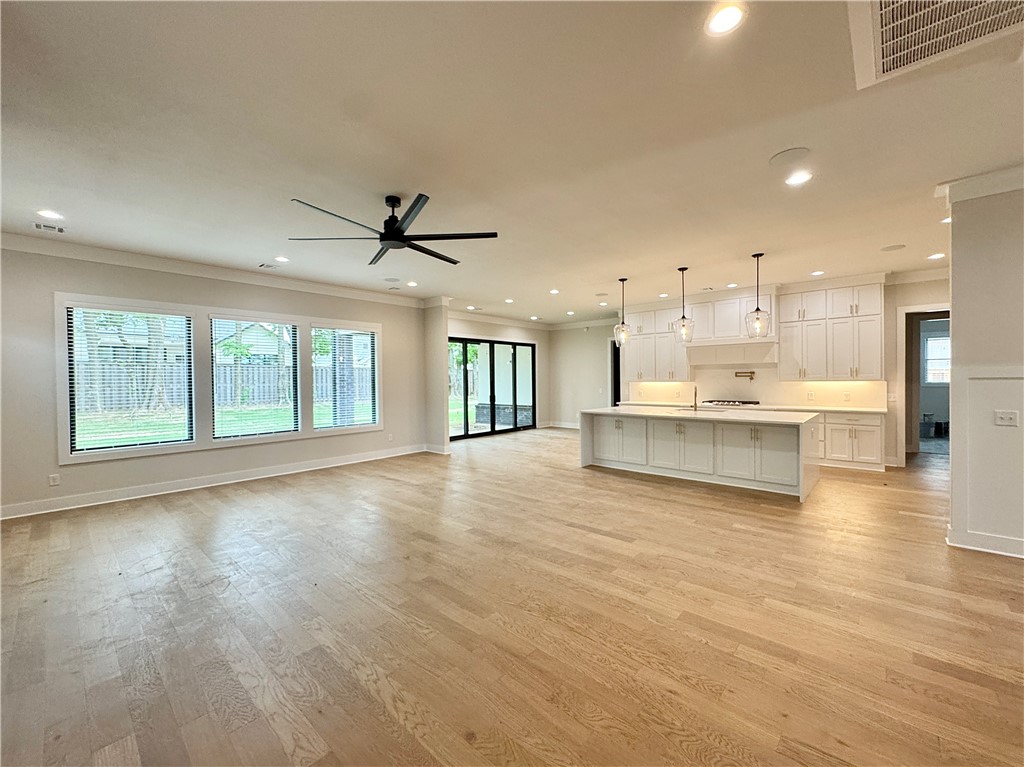 Aurora Heartbeat - Residential