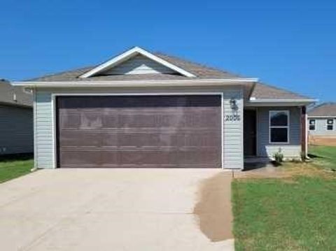 Photo of 2006 E Annette Drive, Siloam Springs, AR 72761 (MLS # 1330888)