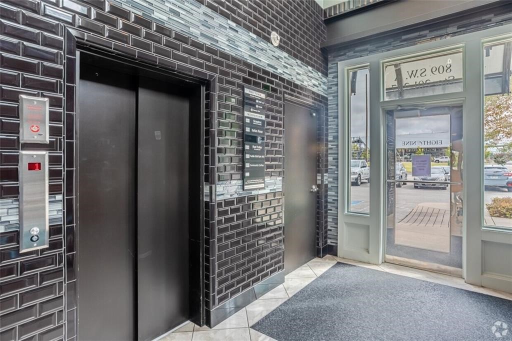 French Add-Bentonville - Commercial Lease