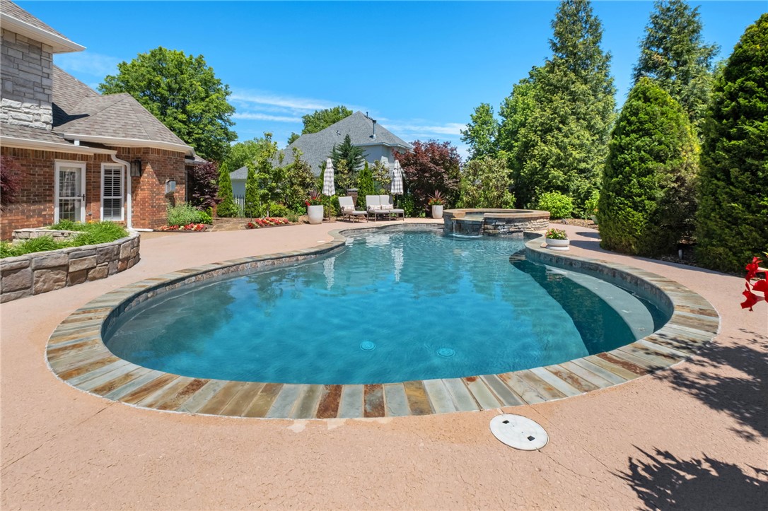 Pinnacle - Residential