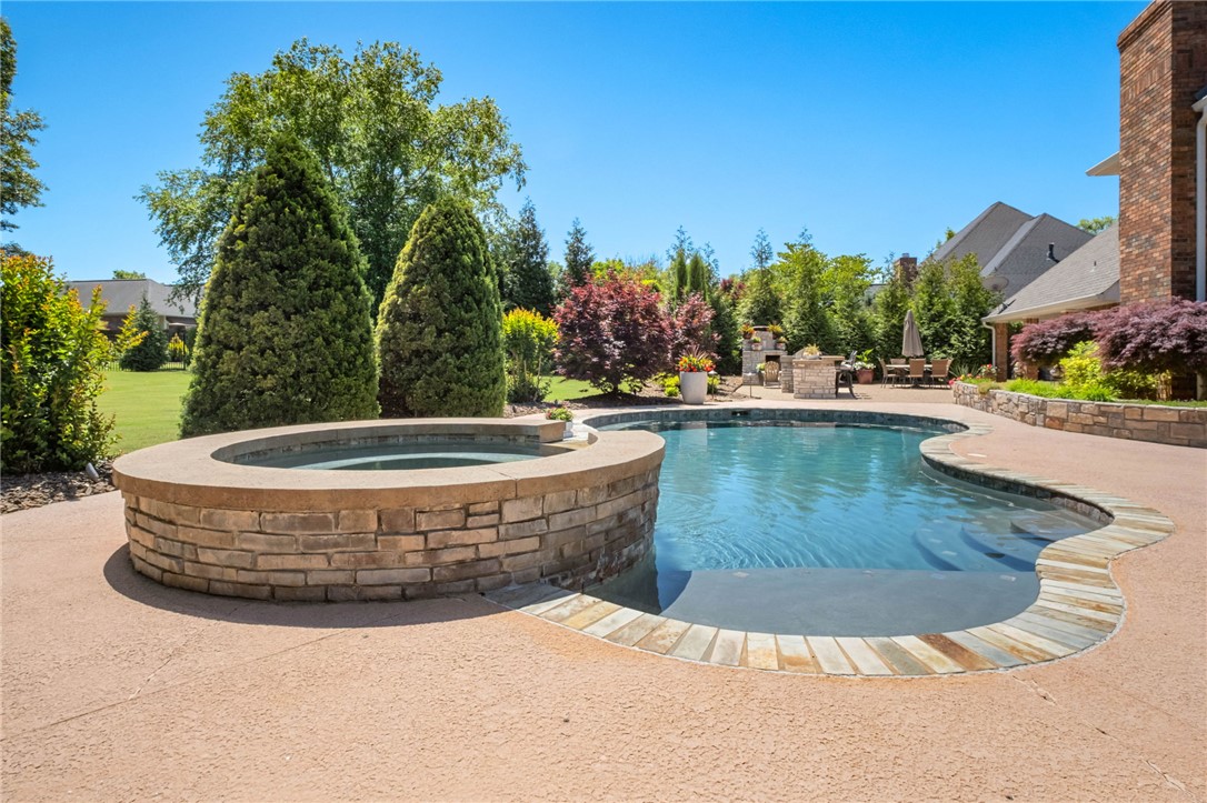Pinnacle - Residential