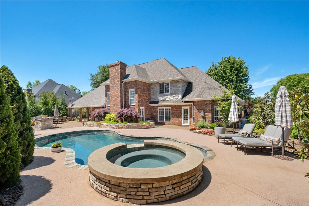 Pinnacle - Residential