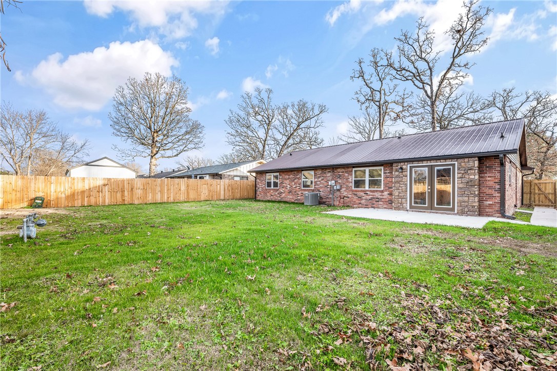 Rolling Oaks Sub Unit 2 Rogers - Residential