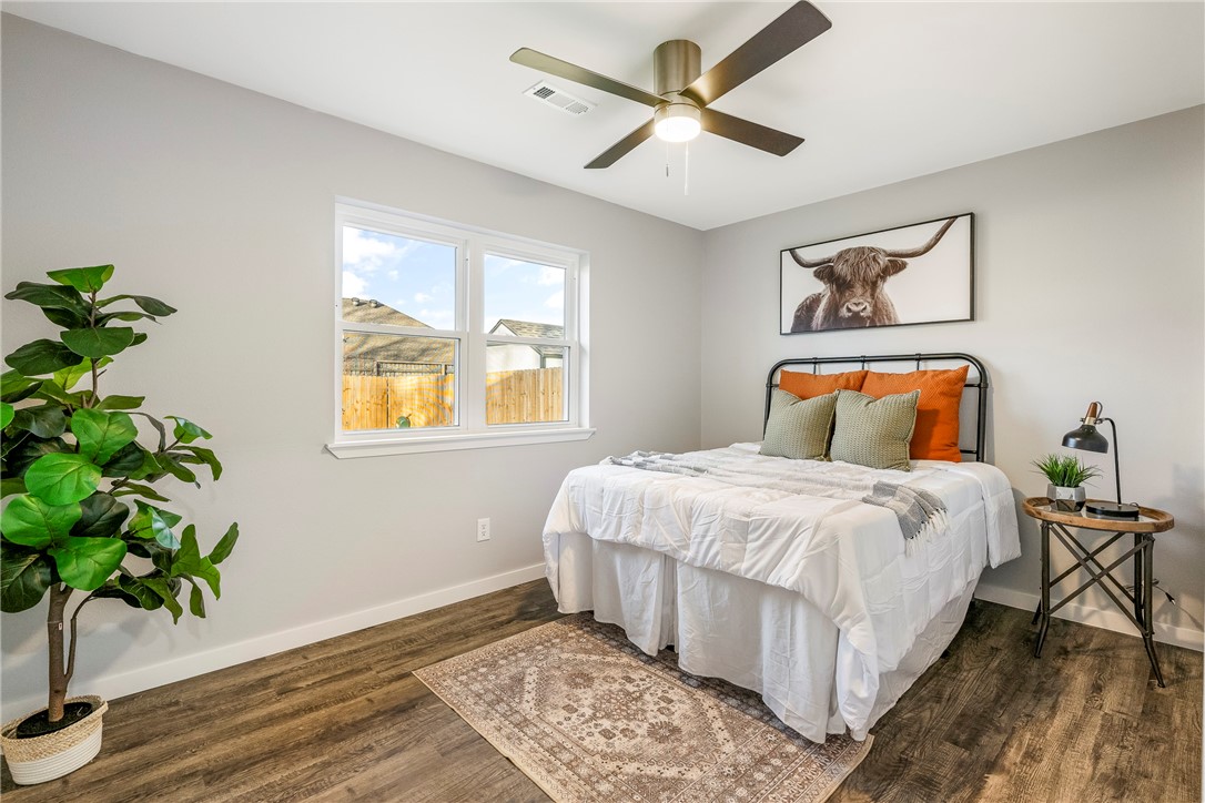 Rolling Oaks Sub Unit 2 Rogers - Residential