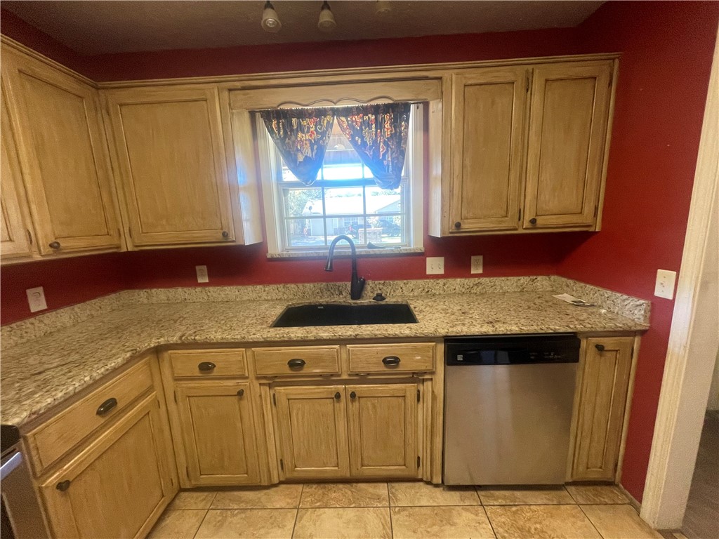 OAK RIDGE III - Residential