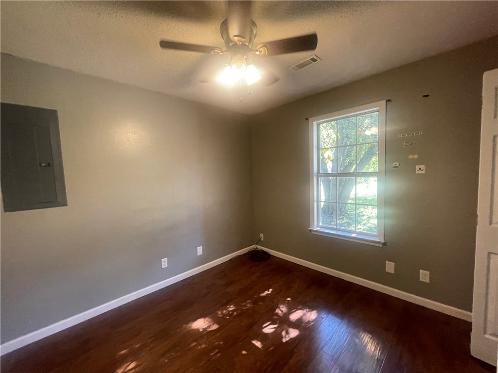 OAK RIDGE III - Residential