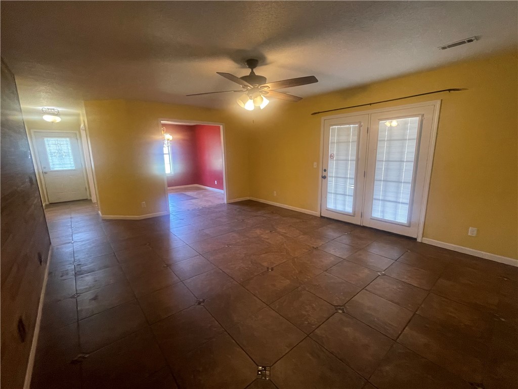 OAK RIDGE III - Residential