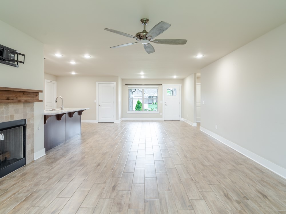 Hilldale Sub Centerton - Residential Lease