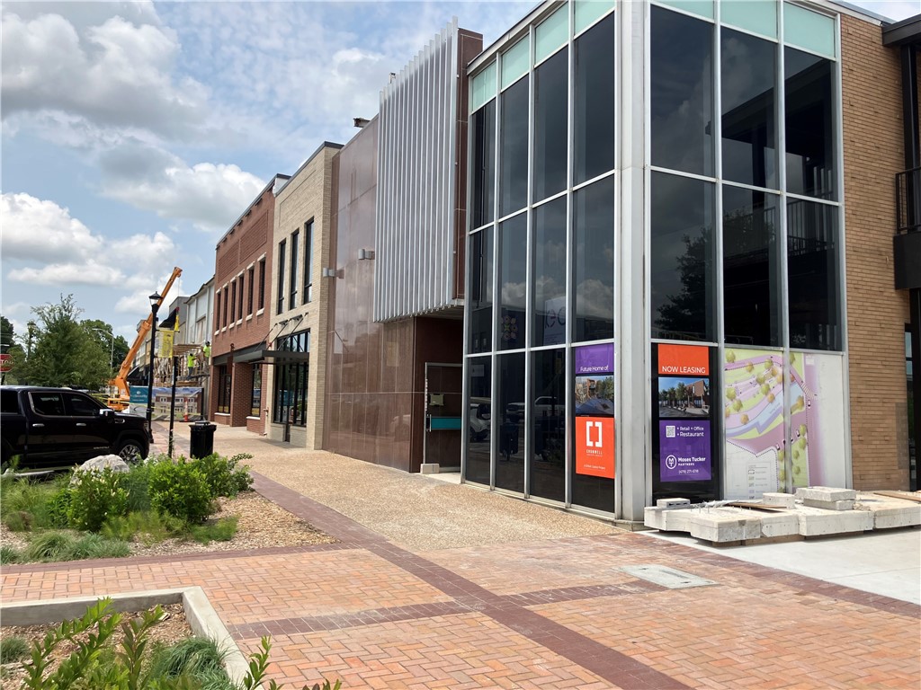 Springdale Original - Commercial Lease