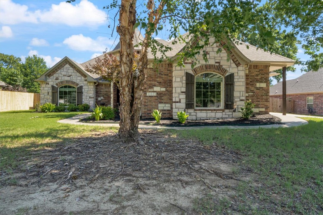 Photo 1 of 35 — 3623 W Bowling Green Place, Fayetteville, AR 72704