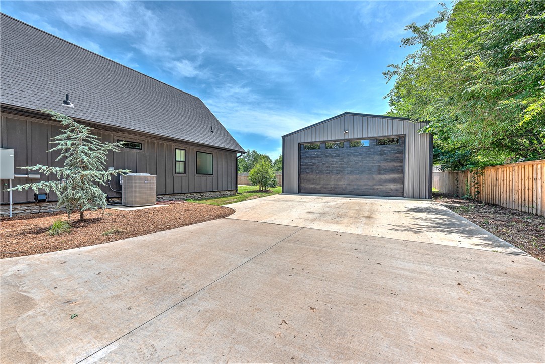 Springdale Outlots - Residential