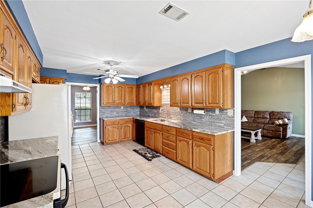 Golden Pond - Residential