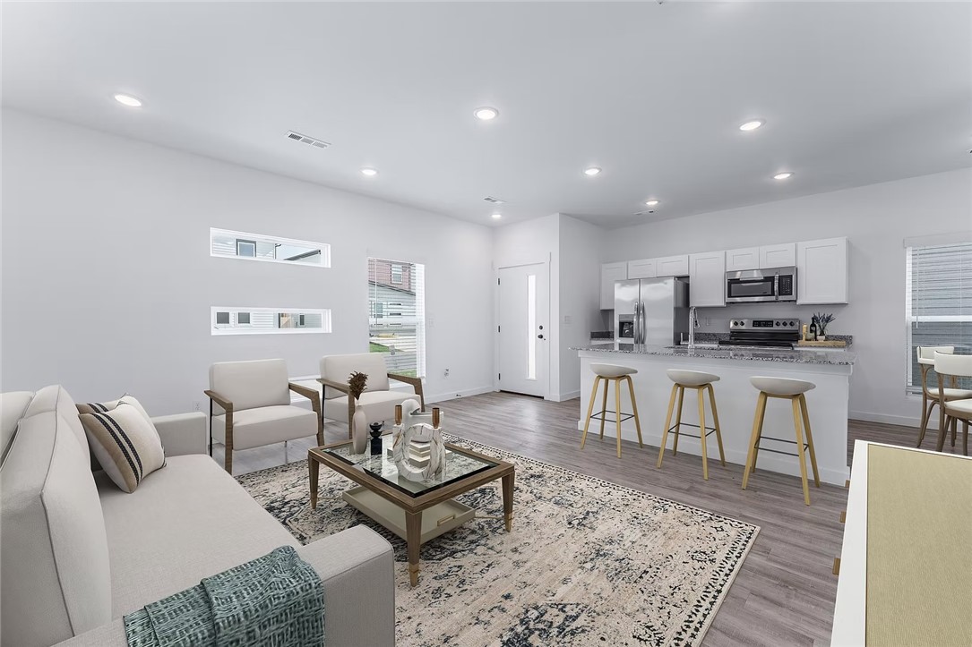 FEATHERSTON WEST SUB PH 1-CENTERTON - Residential