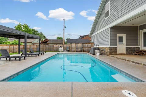 Photo of 405 NW C Street, Bentonville, AR 72712 (MLS # 1354971)