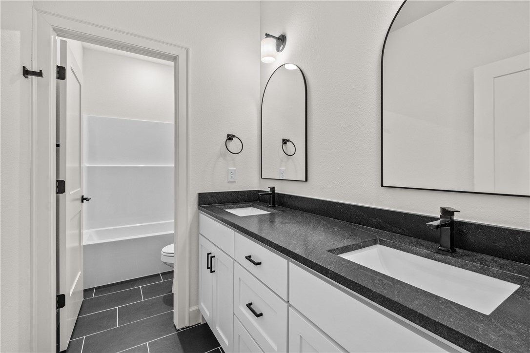 Silver Leaf Estates Ph I Centerton - Residential