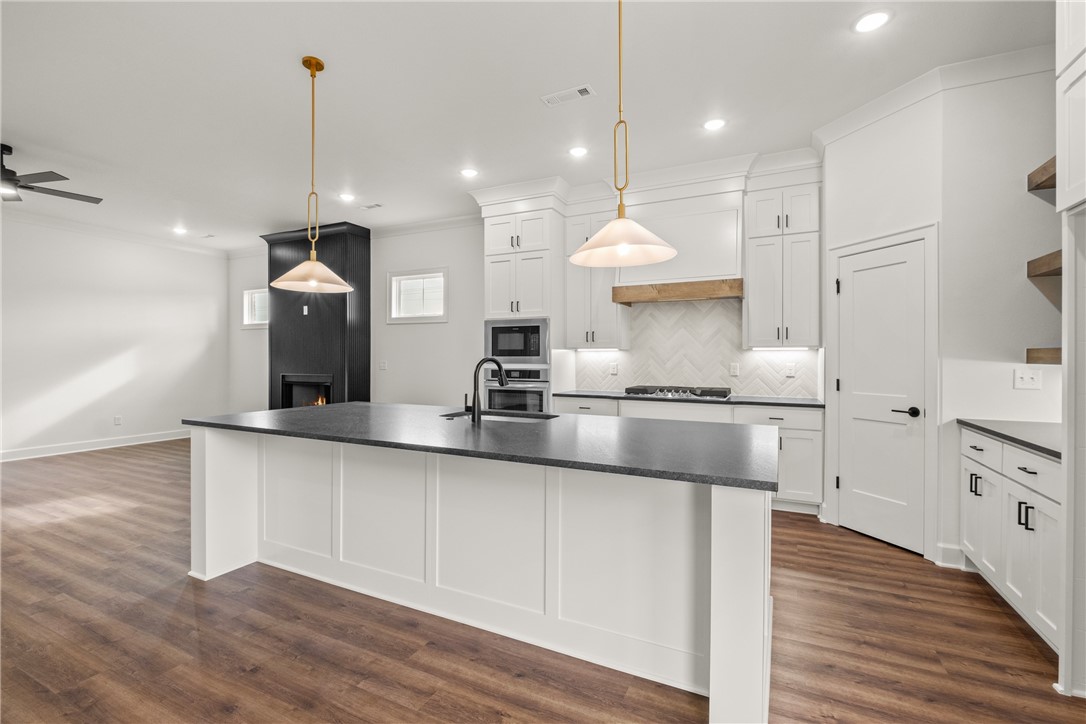 Silver Leaf Estates Ph I Centerton - Residential