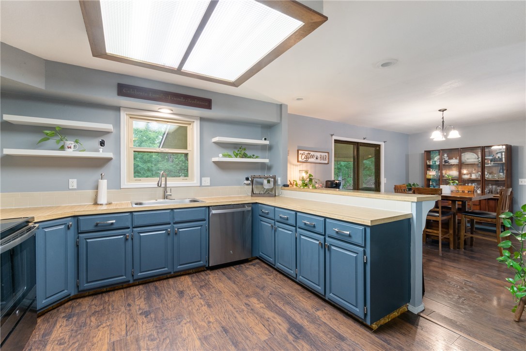 Lands End Sub Bvv - Residential