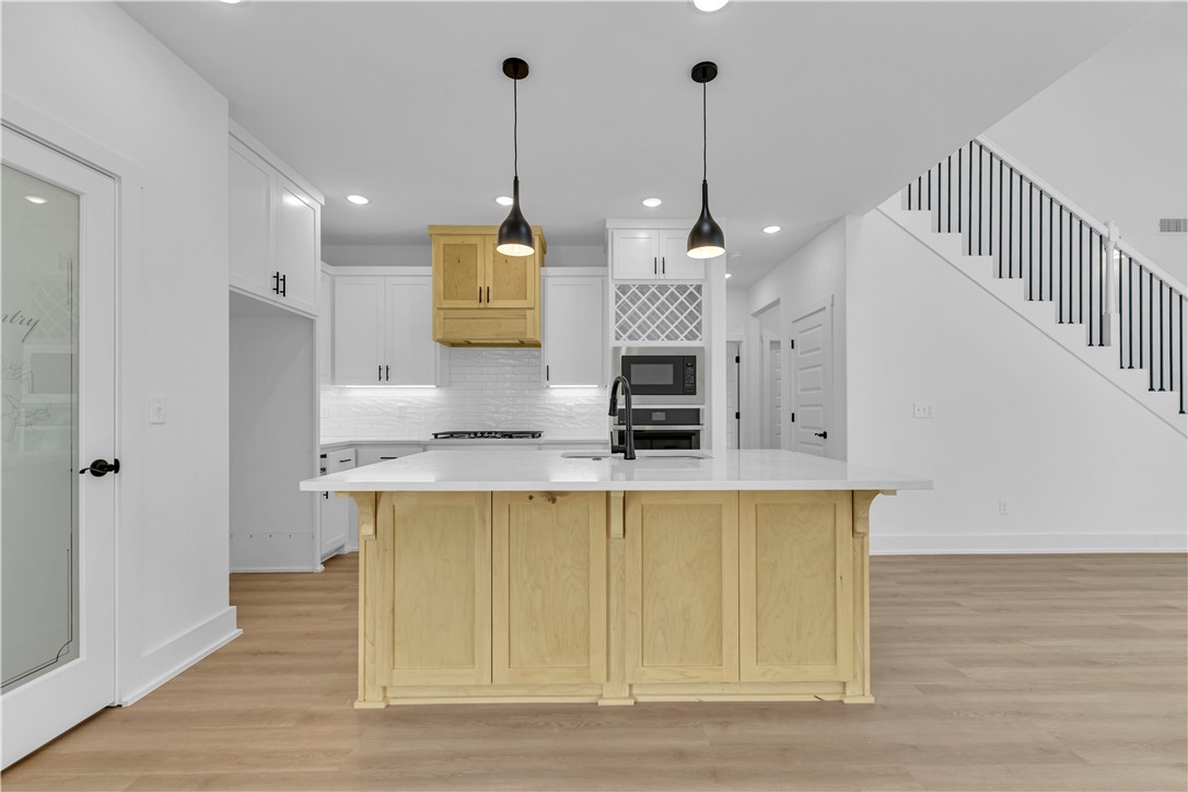 WALNUT GROVE SUB PH 1-BENTONVILLE - Residential